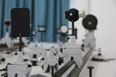 全面提升實(shí)驗(yàn)室品質(zhì)，助力學(xué)術(shù)型中學(xué)發(fā)展——更美麗的附中系列一